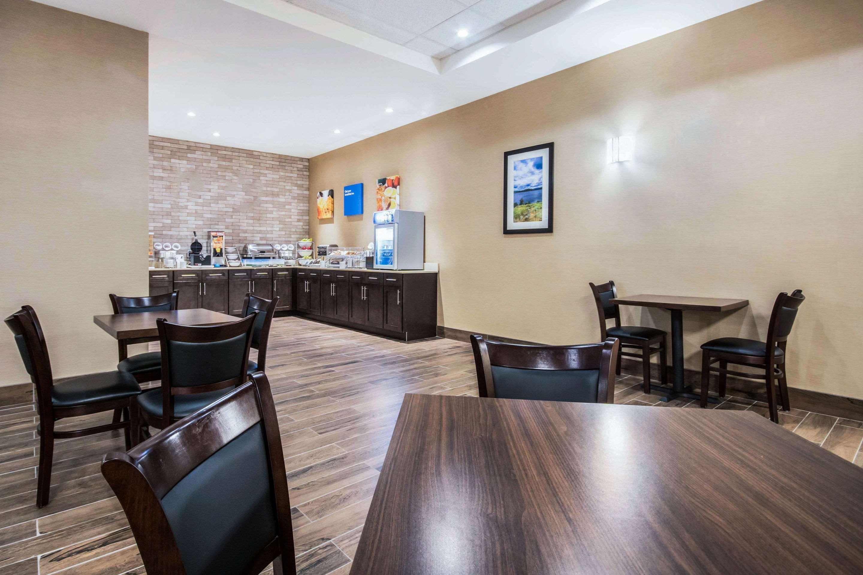 Comfort Inn & Suites Merritt Kültér fotó