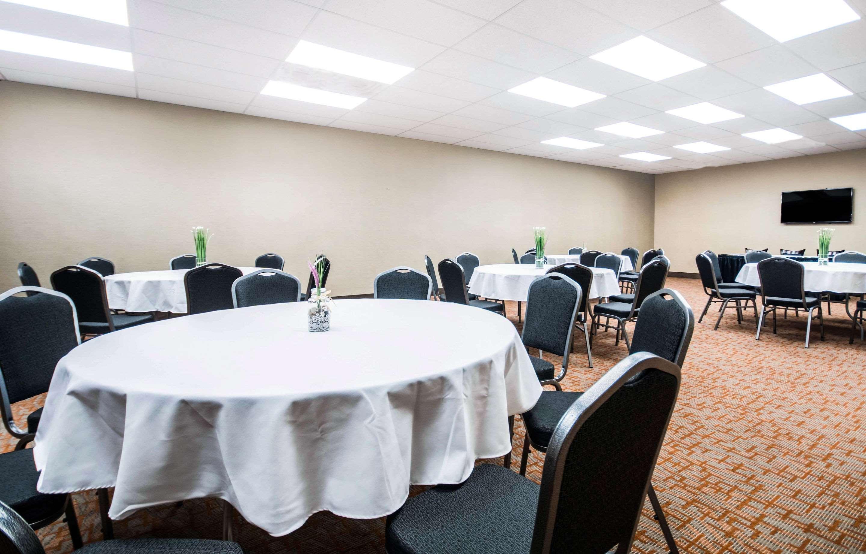 Comfort Inn & Suites Merritt Kültér fotó