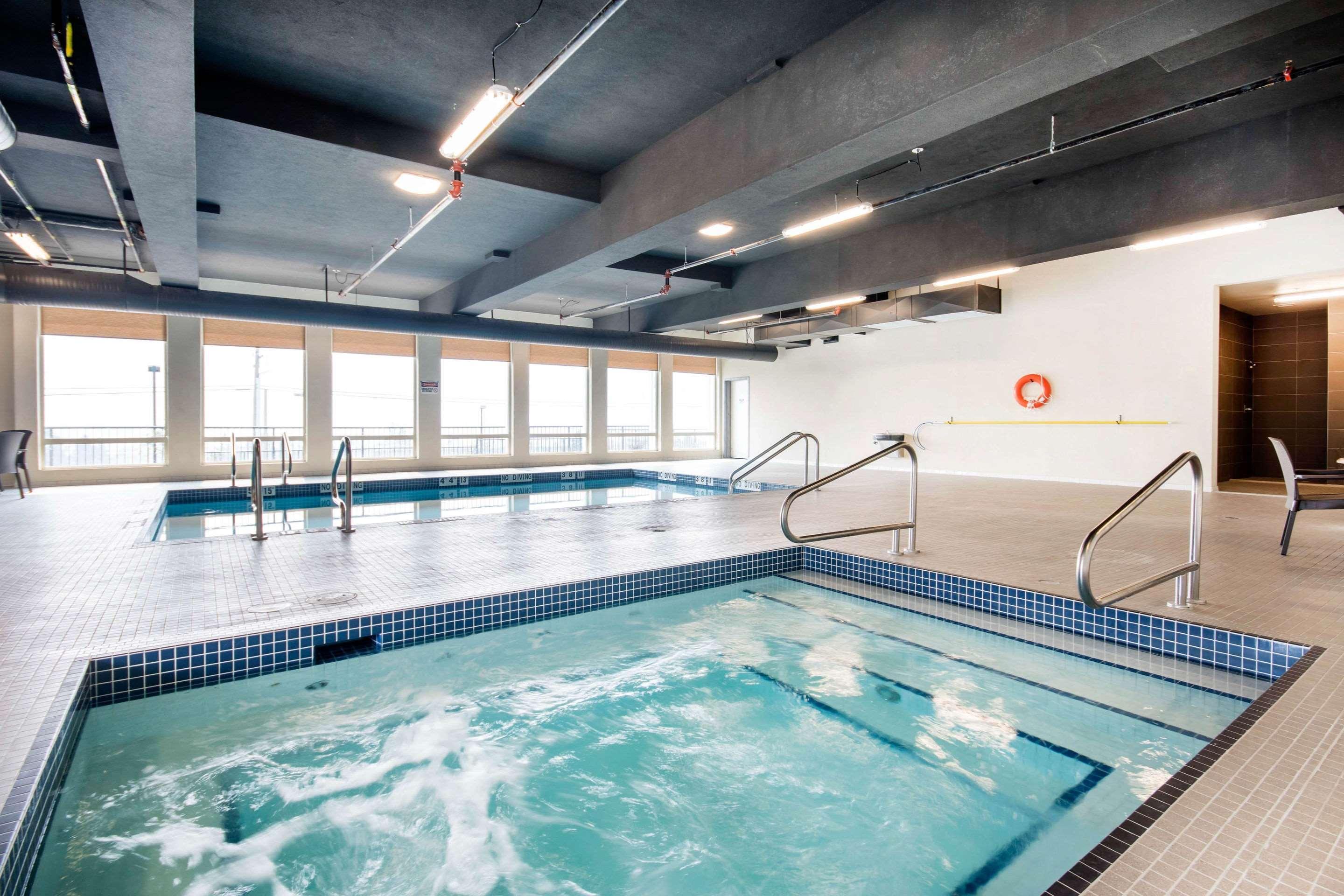 Comfort Inn & Suites Merritt Kültér fotó