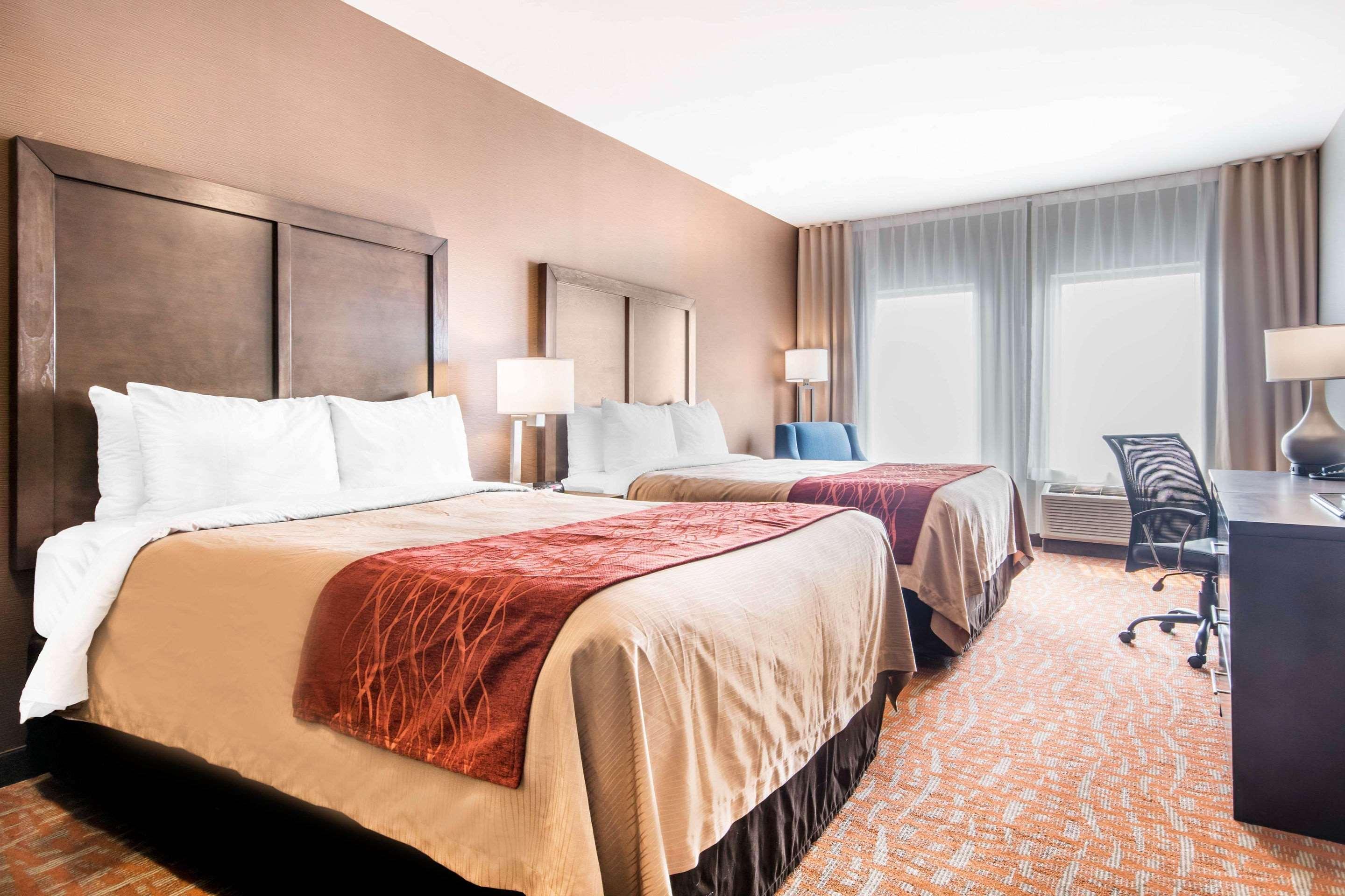 Comfort Inn & Suites Merritt Kültér fotó
