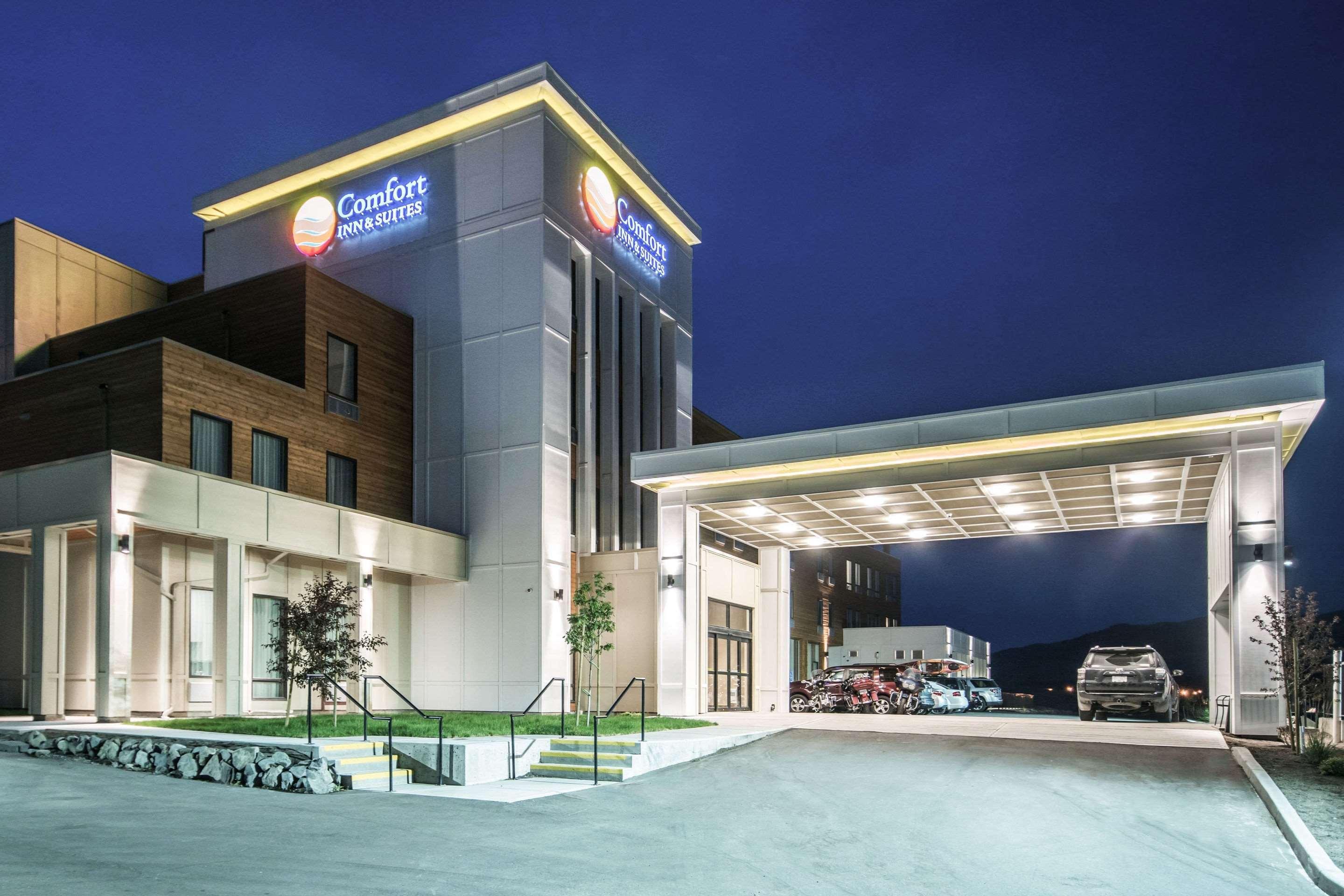 Comfort Inn & Suites Merritt Kültér fotó
