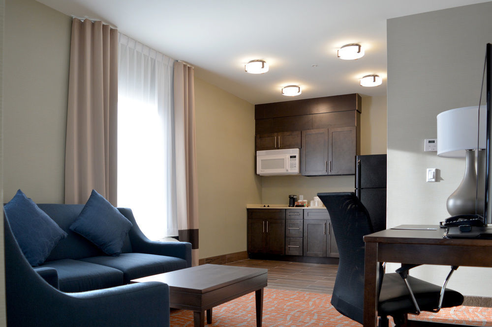 Comfort Inn & Suites Merritt Kültér fotó