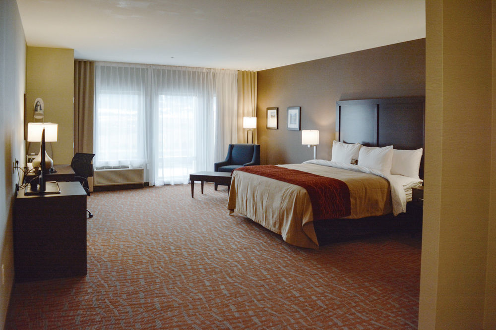 Comfort Inn & Suites Merritt Kültér fotó
